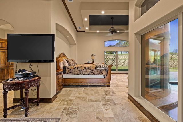 989 Mustang Dr., Longview, TX 75605