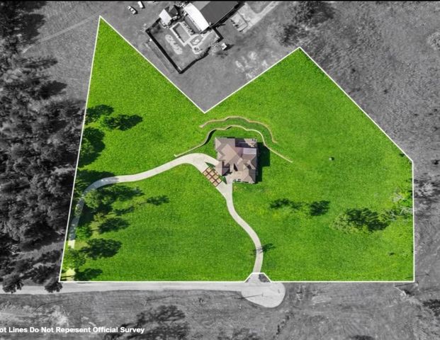 989 Mustang Dr., Longview, TX 75605