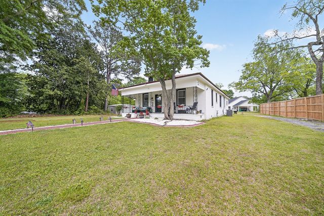 9020 Mullins Road, Smiths Station, AL 36877