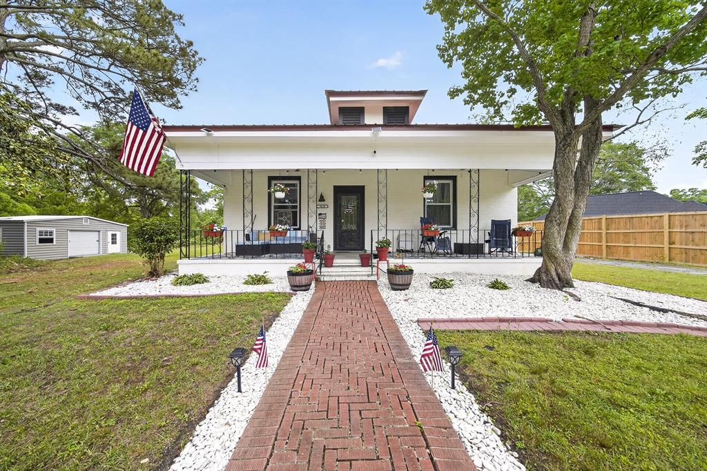 9020 Mullins Road, Smiths Station, AL 36877