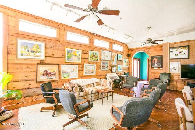 708 Ratliff Ferry Road, Canton, MS 39046
