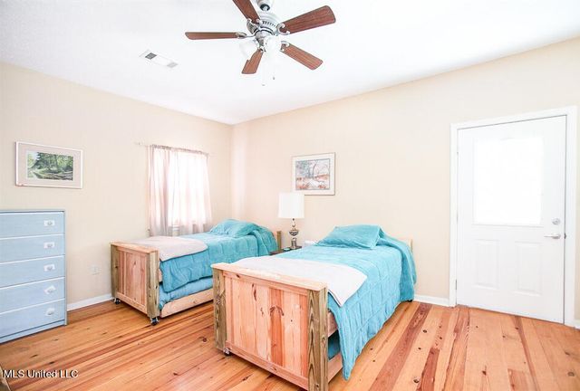 708 Ratliff Ferry Road, Canton, MS 39046