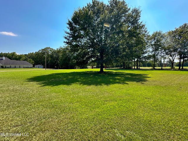 708 Ratliff Ferry Road, Canton, MS 39046