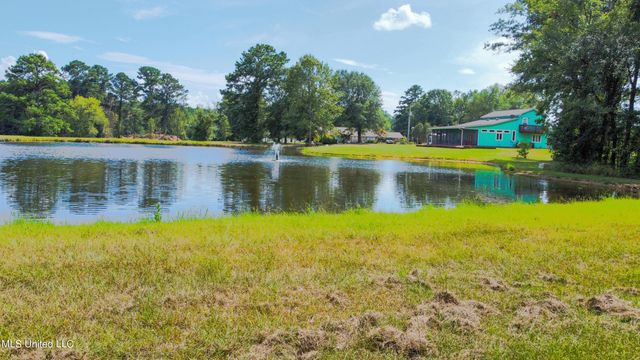 708 Ratliff Ferry Road, Canton, MS 39046