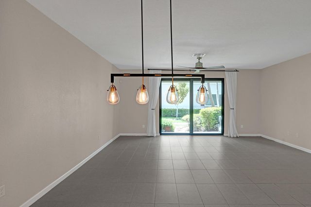 4208 N DIXIE Highway 25, Oakland Park, FL 33334