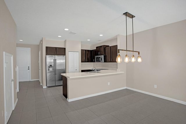 4208 N DIXIE Highway 25, Oakland Park, FL 33334