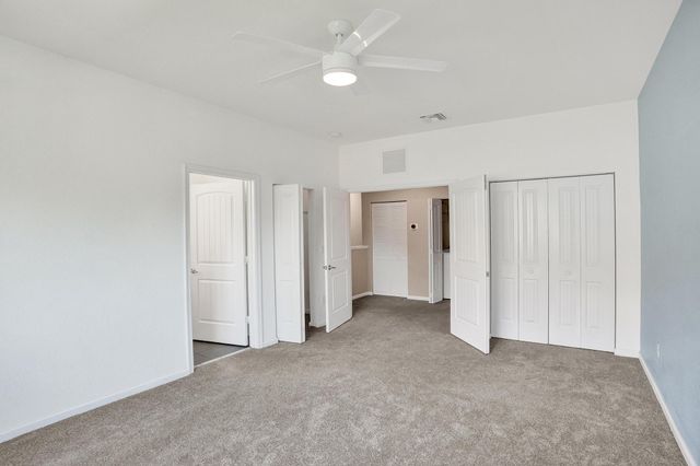 4208 N DIXIE Highway 25, Oakland Park, FL 33334