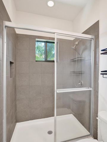 4208 N DIXIE Highway 25, Oakland Park, FL 33334