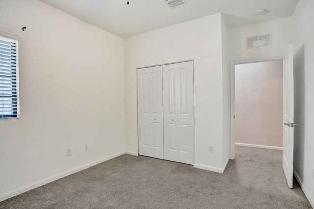 4208 N DIXIE Highway 25, Oakland Park, FL 33334