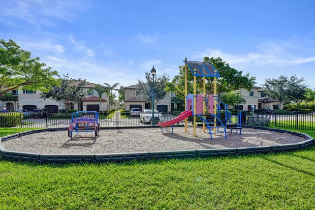 4208 N DIXIE Highway 25, Oakland Park, FL 33334