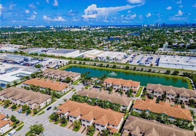 4208 N DIXIE Highway 25, Oakland Park, FL 33334
