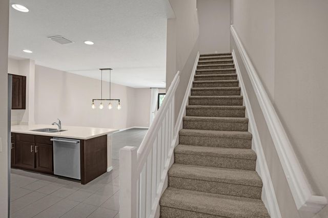 4208 N DIXIE Highway 25, Oakland Park, FL 33334