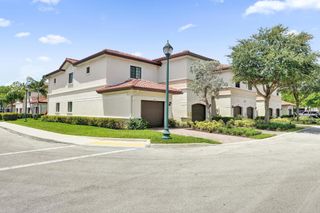 4208 N DIXIE Highway 25, Oakland Park, FL 33334