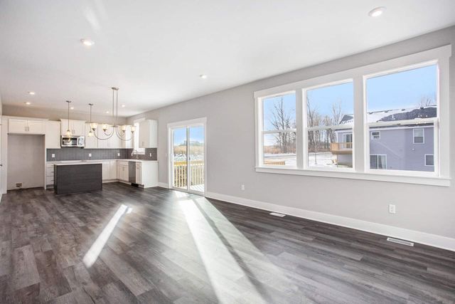 6823 Loggers Ridge Run SE, Caledonia, MI 49316