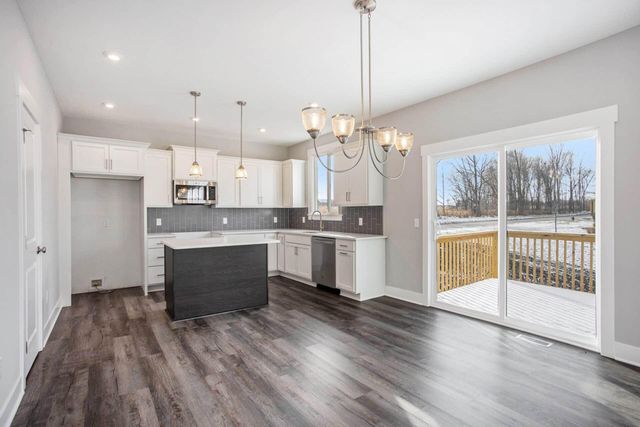 6823 Loggers Ridge Run SE, Caledonia, MI 49316