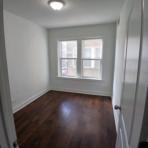 4876 W Armitage Avenue 2R, Chicago, IL 60639