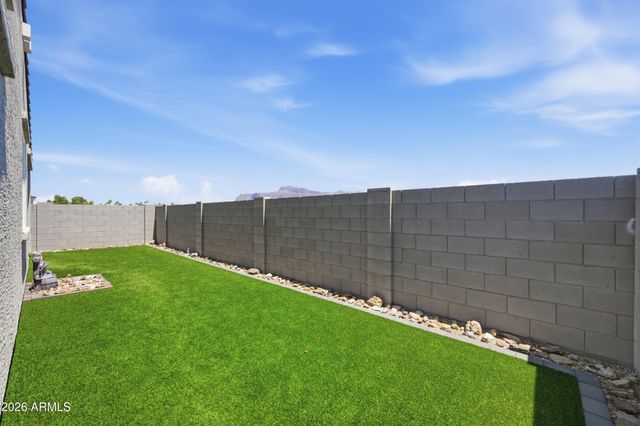 4413 S SIPHON DRAW Road, Apache Junction, AZ 85119