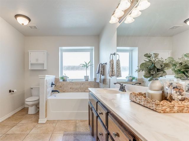 2000 Pelham Drive, Norman, OK 73071