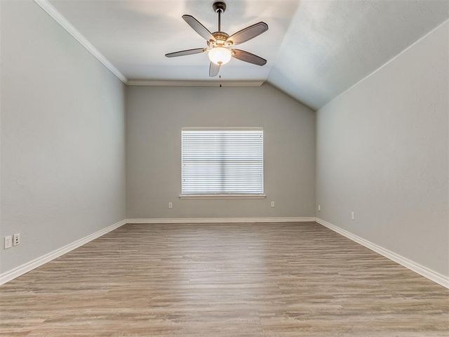 2000 Pelham Drive, Norman, OK 73071