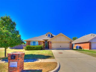 2000 Pelham Drive, Norman, OK 73071