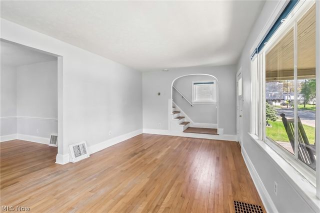 330 N Hawkins Avenue, Akron, OH 44313