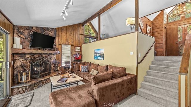 582 Kuffel Canyon Road, Lake Arrowhead, CA 92352