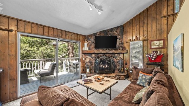 582 Kuffel Canyon Road, Lake Arrowhead, CA 92352