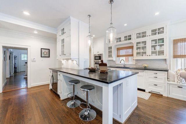 42 Camden NE Road, Atlanta, GA 30309