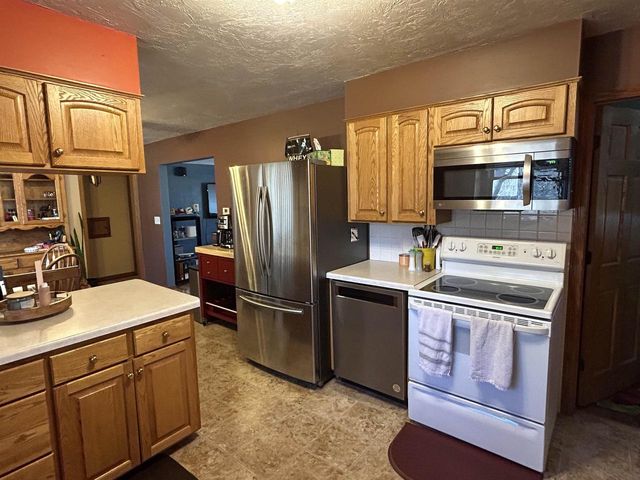 128 HORN STREET, Brillion, WI 54110