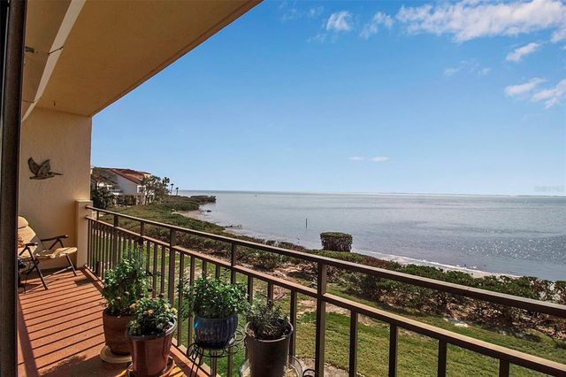 6430 SUN EAGLE LANE 201, Bradenton, FL 34210