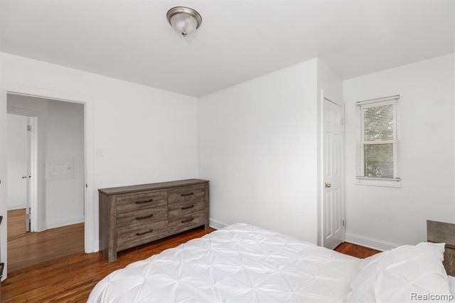 5957 Three Mile Drive, Detroit, MI 48224