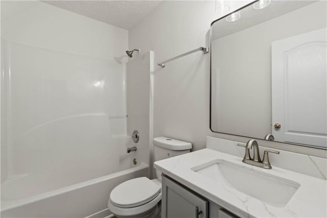 702 Georgetown Court, Jonesboro, GA 30236