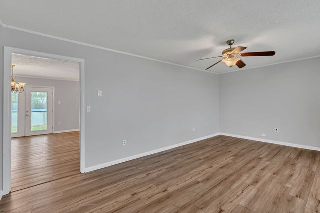 1175 Summertown Hwy, Hohenwald, TN 38462