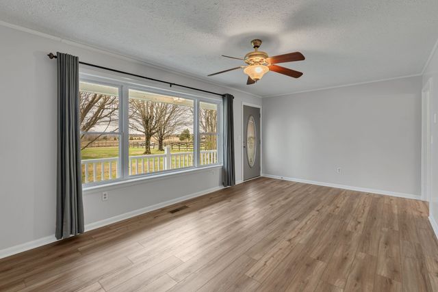 1175 Summertown Hwy, Hohenwald, TN 38462