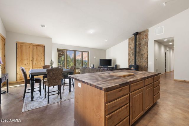 4430 S Last Claim Lane, Prescott, AZ 86303