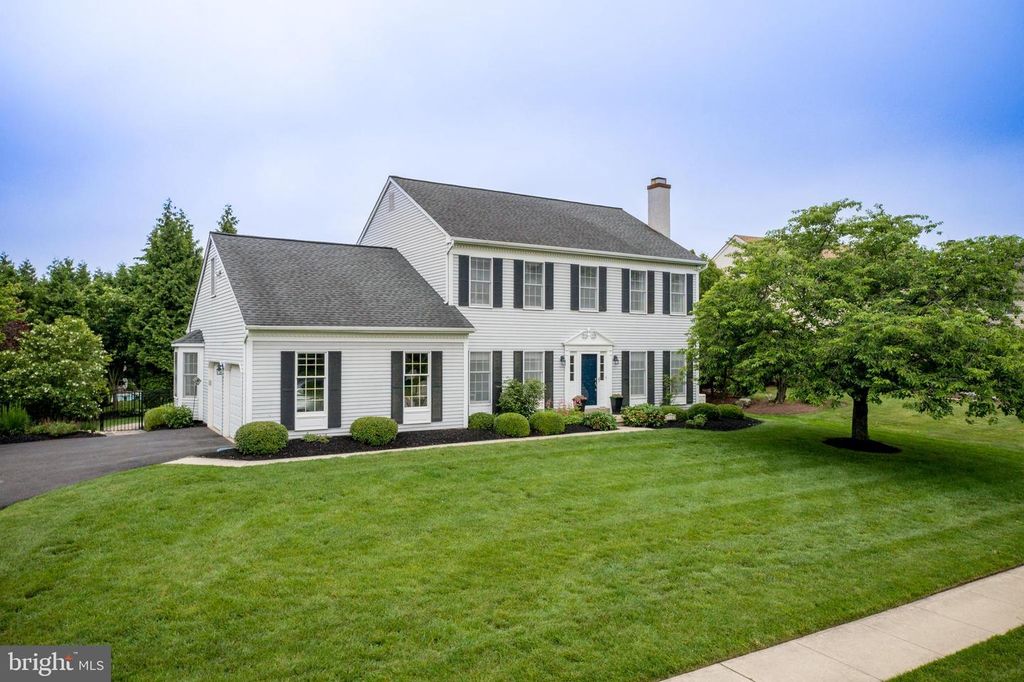 740 EASTWIND CIR, Dresher, PA 19025