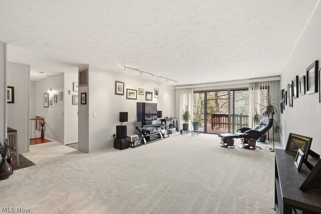 17833 Cliffside Drive, Strongsville, OH 44136