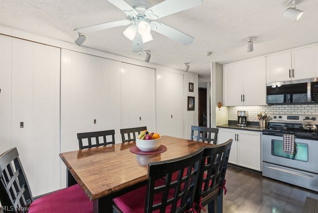 17833 Cliffside Drive, Strongsville, OH 44136