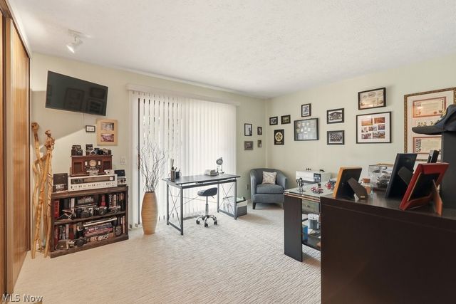 17833 Cliffside Drive, Strongsville, OH 44136