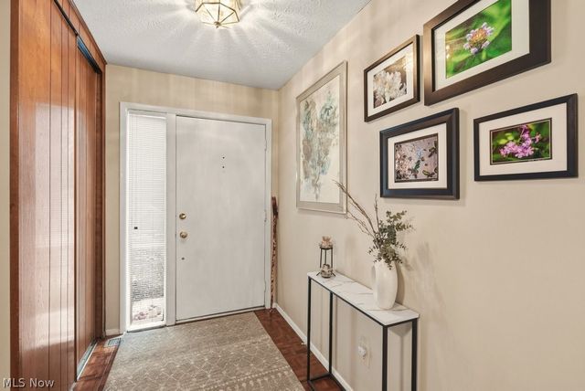 17833 Cliffside Drive, Strongsville, OH 44136