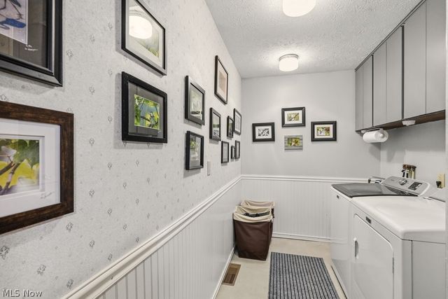 17833 Cliffside Drive, Strongsville, OH 44136