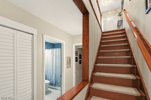 17833 Cliffside Drive, Strongsville, OH 44136