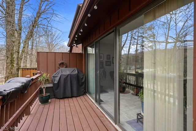 17833 Cliffside Drive, Strongsville, OH 44136