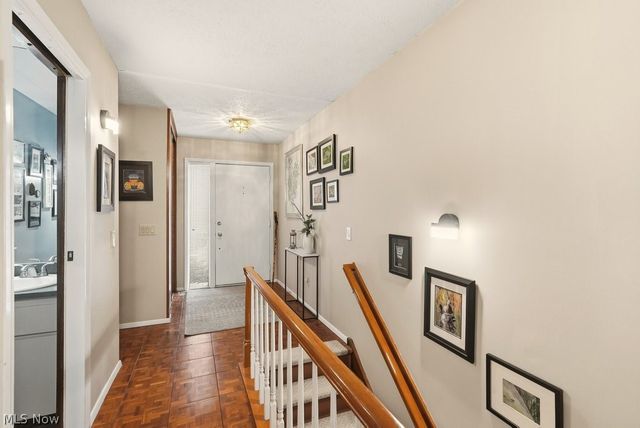 17833 Cliffside Drive, Strongsville, OH 44136