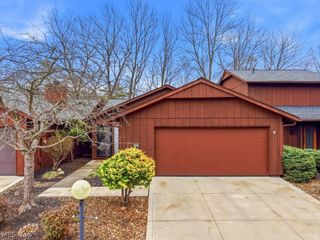 17833 Cliffside Drive, Strongsville, OH 44136