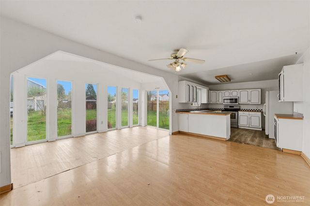 14751 89th Avenue SE, Yelm, WA 98597