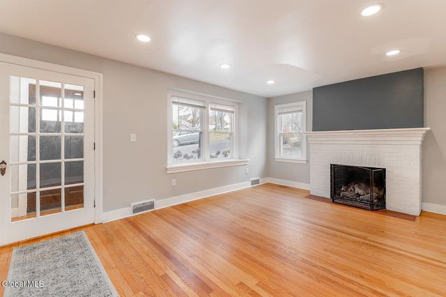 22 Frear Avenue, Troy, NY 12180