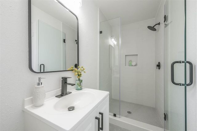 11911 Rhinebeck Drive, Houston, TX 77089