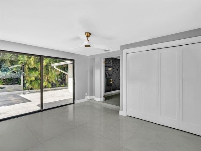 2310 NE 48th Ct, Lighthouse Point, FL 33064