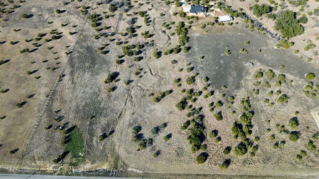 145 Gilmore Court, Lipan, TX 76462